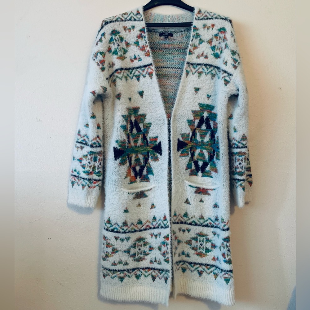 Anthropologie My Michelle  Aztec Cowichan Tribal Boho Cardigan Pocket Sweater